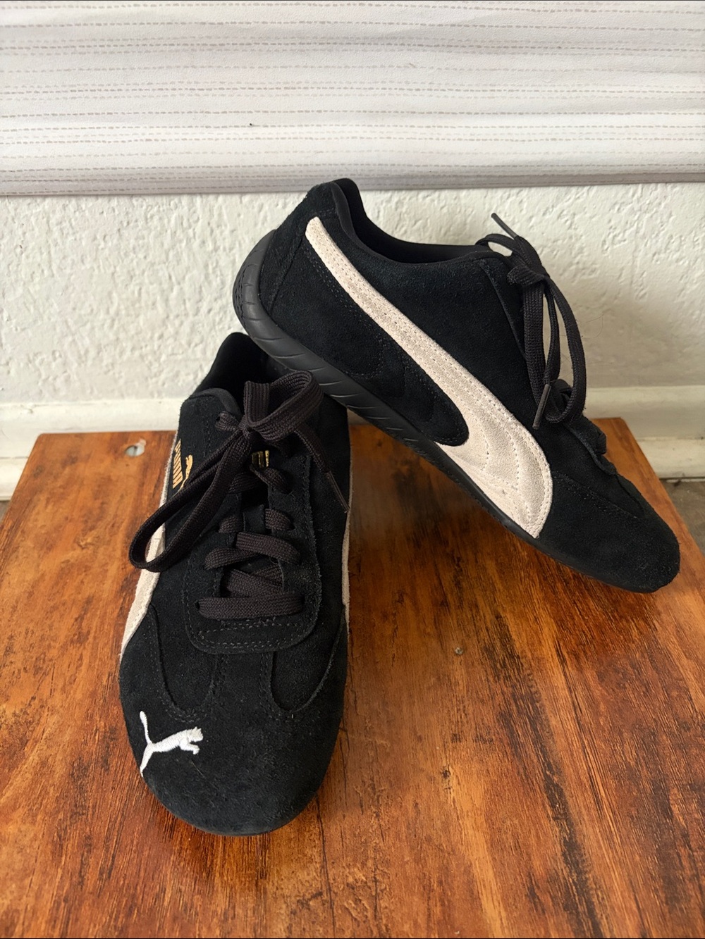 Puma Men's Black Sneakers with White Formstrip